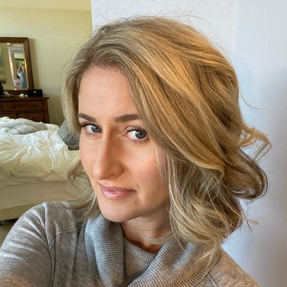 Meet your Posher, Carrie